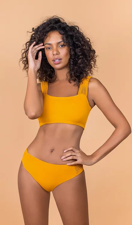 Maillot de bain deux pièces chic couleur safran