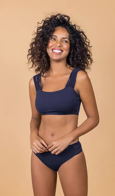 Maillot de bain deux pièces chic couleur bleu marine